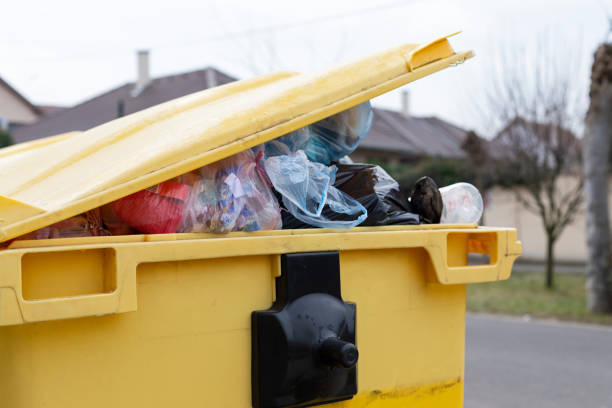 Best Garage Cleanout  in Warrington, FL